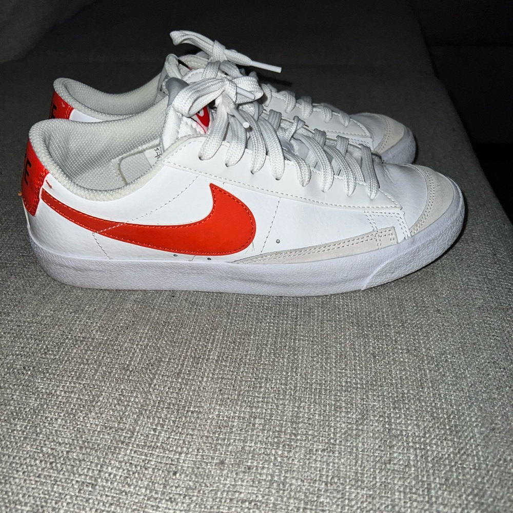 Youth Nike Blazer low '77 white/orange